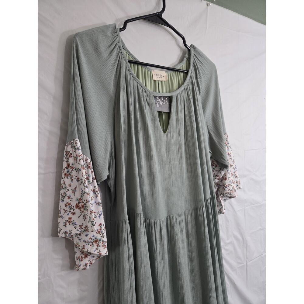 NWT Midi Crinkle Dress Sz Sm Green Boho-Chic Floral Flutter Sleeve Cottagecore - Picture 4 of 9